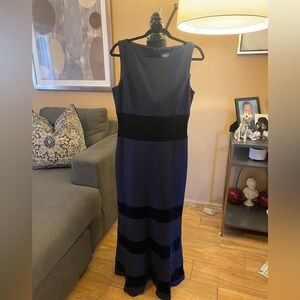 Vince Camuto Mermaid Gown Navy 12